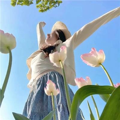 拍卖会上我惊艳全场